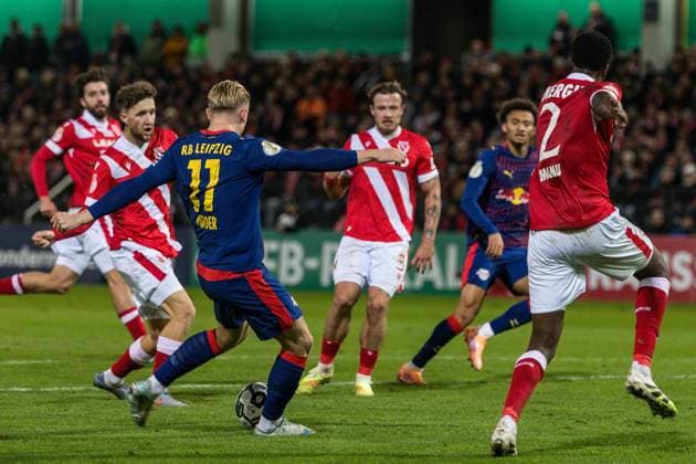 GER, DFB Pokal, 2nd round, FC Energie Cottbus RB Leipzig 28 10 2025, LEAG Energie Stadion, Cottbus, GER, DFB Pokal, 2nd round, FC Energie Cottbus RB Leipzig Conrad Harder RB Leipzig 11 Â nordphotoxGmbHxx xAlexanderxTrienitz nph00051