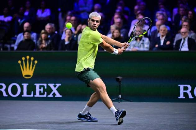 TENNIS : Rolex Paris Masters - Paris - 28 10 2025 Carlos Alcaraz ( Spain ) during the Rolex Paris Masters at Paris La Defense Arena on October 28, 2025 in Nanterre, France. (Photo by Federico Pestellini PSNewz ) ParisFrance  Copyright: xFedericoxPestellinix