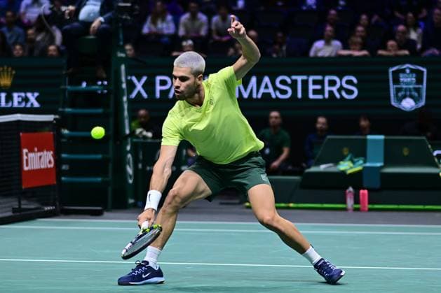 TENNIS : Rolex Paris Masters - Paris - 28 10 2025 Carlos Alcaraz ( Spain ) during the Rolex Paris Masters at Paris La Defense Arena on October 28, 2025 in Nanterre, France. (Photo by Federico Pestellini PSNewz ) ParisFrance  Copyright: xFedericoxPestellinix