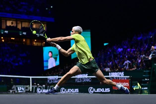 TENNIS : Rolex Paris Masters - Paris - 28 10 2025 Carlos Alcaraz ( Spain ) during the Rolex Paris Masters at Paris La Defense Arena on October 28, 2025 in Nanterre, France. (Photo by Federico Pestellini PSNewz ) ParisFrance  Copyright: xFedericoxPestellinix