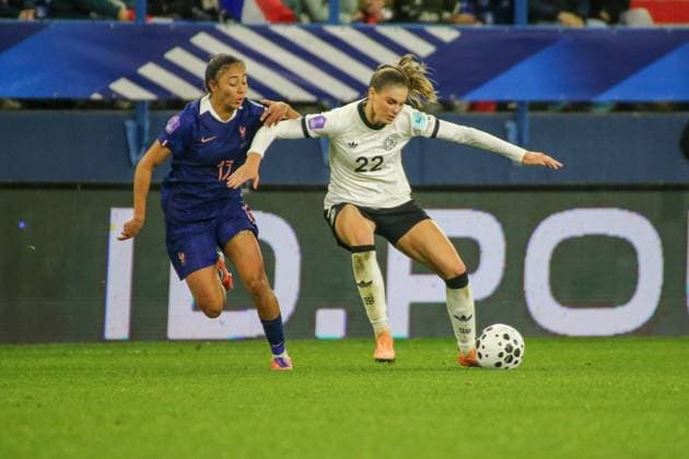 28 10 2025, xgrfx, Soccer UEFA Women s Nations League Semifinal , France Germany v l Selma Bacha France , Jule Brand German Women s National Team DFL DFB REGULATIONS PROHIBIT ANY USE OF PHOTOGRAPHS as IMAGE SEQUENCES and or QUASI VIDEO Caen