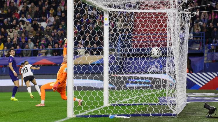 Caen, France 28 October 2025 UEFA Nations League Women 2025 2026 France vs Germany In the picture from left the second scorer Klara Bühl Buehl Germany scores the goal to 2 1 for Germany and cheers Stade Michel dÂ Ornano Copyright: xFotostandx xFantinix