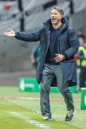Soccer DFB Pokal Eintracht Frankfurt Borussia Dortmund on 28 10 2025 at Deutsche Bank Park in Frankfurt Coach Niko Kovac Dortmund gives loud instructions MH