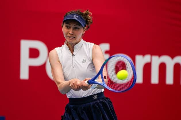 Hong Kong Tennis Open - Day 5 Moldovan-Spanish tennis player Cristina Bucsa during a match at the Hong Kong Tennis Open on October 29, 2025 in Hong Kong. (Photo by Vernon Yuen Nexpher Images) Hong Kong