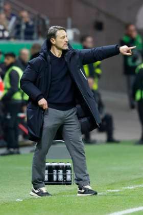 v l Coach Niko Kovac Borussia Dortmund , 28 10 2025, Football, DFB Pokal, Eintracht Frankfurt Borussia Dortmund, GER, Frankfurt am Main, Deutsche Bank Park, DFB REGULATIONS PROHIBIT ANY USE OF PHOTOGRAPHS AS IMAGE SEQUENCES AND OR QUASI VIDEO Copyright: HMBxMedia xHeikoxBecker