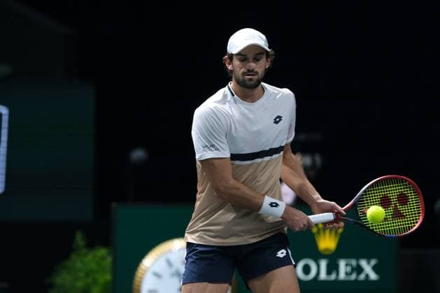 October 29, 2025, Nanterre, Hauts De Seine, France: ARTHUR RINDERKNECH (FRA) returns the ball to VALENTIN VACHEROT (MON) during the second round of Rolex Paris Masters 1000 tournament at La Defense Arena Stadium - Nanterre - France..Vacherot won 6:7 6:3 6:4 Nanterre France - ZUMAp119 20251029_zaf_p119_004 Copyright: xPierrexSteveninx