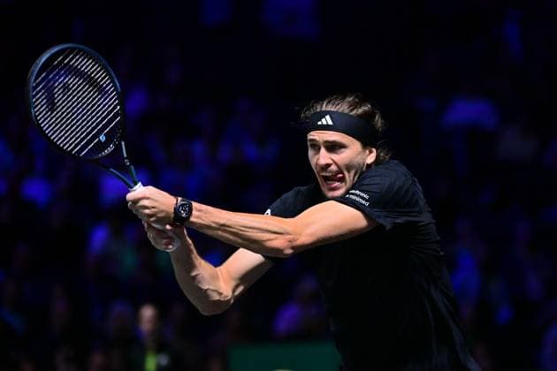 TENNIS : Rolex Paris Masters - Paris - 29 10 2025 Alexander Zverev ( Germany ) during the Rolex Paris Masters at Paris La Defense Arena on October 29, 2025 in Nanterre, France. (Photo by Federico Pestellini PSNewz ) ParisFrance  Copyright: xFedericoxPestellinix