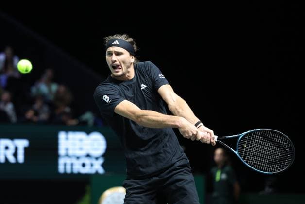 ROLEX PARIS MASTERS TENNIS 2025 Thierry Larret MAXPPP - Nanterre (92) 29 10 2025 Thierry Larret Maxppp. Tennis. Rolex Paris Masters. Paris La Defense, Nanterre (92). Du 25 octobre au 2 novembre 2025. Mercredi 29 octobre 2025. Ugo CARABELLI (ARG) vs Alexander ZVEREV (GER) Nanterre (92) PARIS LA DEFENSE ARENA ILE DE FRANCE FRANCE  Copyright: xMAXPPPxThierryxLarretx TLR202510291798 TLR202510291798