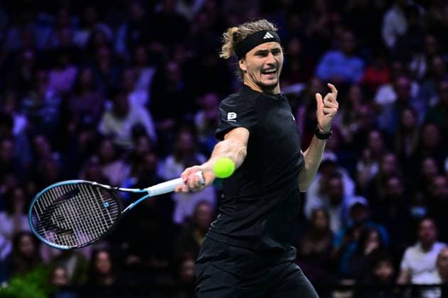 TENNIS : Rolex Paris Masters - Paris - 29 10 2025 Alexander Zverev ( Germany ) during the Rolex Paris Masters at Paris La Defense Arena on October 29, 2025 in Nanterre, France. (Photo by Federico Pestellini PSNewz ) ParisFrance  Copyright: xFedericoxPestellinix