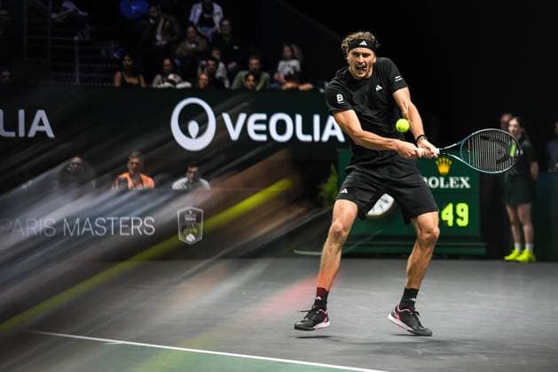October 29, 2025, Nanterre, France, France: Alexander ZVEREV of Germany during the third day of the Rolex Paris Masters 1000 tennis tournament at Accor Arena on October 29, 2025 in Nanterre near Paris, France. Nanterre France - ZUMAm308 20251029_zsp_m308_039 Copyright: xMatthieuxMirvillex