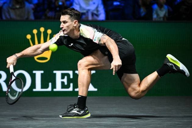 October 29, 2025, Nanterre, France, France: Camilo UGO CARABELLI of Argentina during the third day of the Rolex Paris Masters 1000 tennis tournament at Accor Arena on October 29, 2025 in Nanterre near Paris, France. Nanterre France - ZUMAm308 20251029_zsp_m308_048 Copyright: xMatthieuxMirvillex