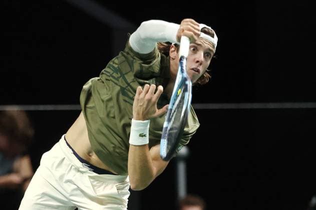 ROLEX PARIS MASTERS TENNIS 2025 Thierry Larret MAXPPP - Nanterre (92) 29 10 2025 Thierry Larret Maxppp. Tennis. Rolex Paris Masters. Paris La Defense, Nanterre (92). Du 25 octobre au 2 novembre 2025. Mercredi 29 octobre 2025. Alenjandro DAVIDOVICH FOKINA (ESP) vs Arthur CAZAUX (FRA) Nanterre (92) PARIS LA DEFENSE ARENA ILE DE FRANCE FRANCE  Copyright: xMAXPPPxThierryxLarretx TLR202510291971 TLR202510291971
