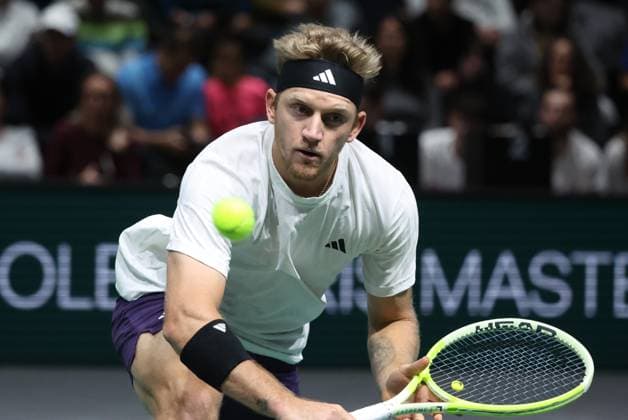 ROLEX PARIS MASTERS TENNIS 2025 Thierry Larret MAXPPP - Nanterre (92) 29 10 2025 Thierry Larret Maxppp. Tennis. Rolex Paris Masters. Paris La Defense, Nanterre (92). Du 25 octobre au 2 novembre 2025. Mercredi 29 octobre 2025. Alenjandro DAVIDOVICH FOKINA (ESP) vs Arthur CAZAUX (FRA) Nanterre (92) PARIS LA DEFENSE ARENA ILE DE FRANCE FRANCE  Copyright: xMAXPPPxThierryxLarretx TLR202510291977 TLR202510291977