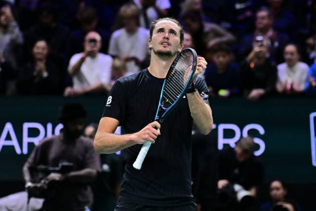 TENNIS : Rolex Paris Masters - Paris - 29 10 2025 Alexander Zverev ( Germany ) celebrates his victory during the Rolex Paris Masters at Paris La Defense Arena on October 29, 2025 in Nanterre, France. (Photo by Federico Pestellini PSNewz ) ParisFrance  Copyright: xFedericoxPestellinix