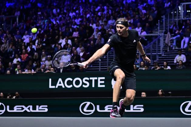 TENNIS : Rolex Paris Masters - Paris - 29 10 2025 Alexander Zverev ( Germany ) during the Rolex Paris Masters at Paris La Defense Arena on October 29, 2025 in Nanterre, France. (Photo by Federico Pestellini PSNewz ) ParisFrance  Copyright: xFedericoxPestellinix