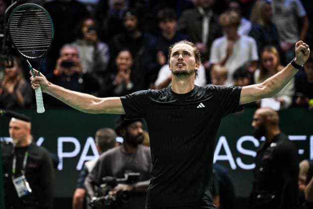 October 29, 2025, Nanterre, France, France: Alexander ZVEREV of Germany celebrates his victory during the third day of the Rolex Paris Masters 1000 tennis tournament at Accor Arena on October 29, 2025 in Nanterre near Paris, France. Nanterre France - ZUMAm308 20251029_zsp_m308_052 Copyright: xMatthieuxMirvillex