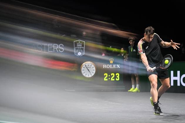 October 29, 2025, Nanterre, France, France: Camilo UGO CARABELLI of Argentina during the third day of the Rolex Paris Masters 1000 tennis tournament at Accor Arena on October 29, 2025 in Nanterre near Paris, France. Nanterre France - ZUMAm308 20251029_zsp_m308_053 Copyright: xMatthieuxMirvillex