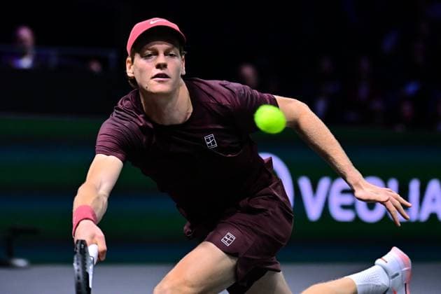 TENNIS : Rolex Paris Masters - Paris - 29 10 2025 Jannik Sinner ( Italy ) during the Rolex Paris Masters at Paris La Defense Arena on October 29, 2025 in Nanterre, France. (Photo by Federico Pestellini PSNewz ) ParisFrance  Copyright: xFedericoxPestellinix