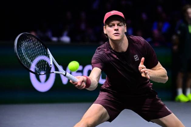 TENNIS : Rolex Paris Masters - Paris - 29 10 2025 Jannik Sinner ( Italy ) during the Rolex Paris Masters at Paris La Defense Arena on October 29, 2025 in Nanterre, France. (Photo by Federico Pestellini PSNewz ) ParisFrance  Copyright: xFedericoxPestellinix