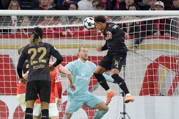 29 10 2025, xhbx, Fußball DFB Pokal 2 Runde, FSV Mainz 05 VfB Stuttgart v l Goal scored, Tor zum 0 1 durch Luca Jaquez VfB Stuttgart DFL DFB REGULATIONS PROHIBIT ANY USE OF PHOTOGRAPHS as IMAGE SEQUENCES and or QUASI VIDEO Mainz