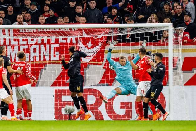 DFB Pokal 1 FSV Mainz 05 vs VfB Stuttgart, 29 10 2025 MAINZ, GERMANY OCTOBER 29 Luca Jaquez VfB Stuttgart, 14 scores and celebrates scoring his team s first goal with teammates during the DFB Pokal match between DFB Pokal 1 FSV Mainz 05 vs VfB Stuttgart at MEWA Arena on matchday 2 of the DFB Pokal on October 29, 2025 in Mainz, Germany DFL REGULATES PROHIBIT ANY USE OF PHOTOGRAPHS AS IMAGE SEQUENCES AND OR QUASI VIDEO Copyright: xBEAUTIFULxSPORTS Hahnex
