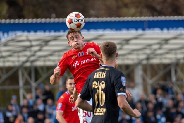 Pilka nozna STS Puchar Polski sezon 2025 2026 kolejka mecz: Hutnik Krakow - Wisla Krakow --- Football STS Polish Cup season 2025 2026 round match: Hutnik Krakow - Wisla Krakow nz. Mariusz Kutwa Fot. Igor Zadecki Arena Akcji NEWSPIX.PL --- newspix.pl POLAND OUT! 