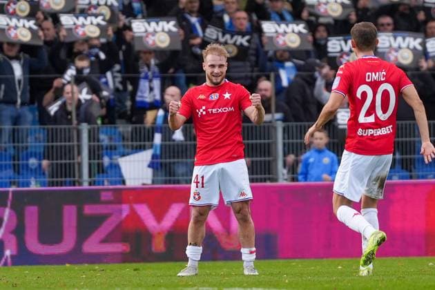 Pilka nozna STS Puchar Polski sezon 2025 2026 kolejka mecz: Hutnik Krakow - Wisla Krakow --- Football STS Polish Cup season 2025 2026 round match: Hutnik Krakow - Wisla Krakow nz. Kacper Duda Fot. Igor Zadecki Arena Akcji NEWSPIX.PL --- newspix.pl POLAND OUT! 