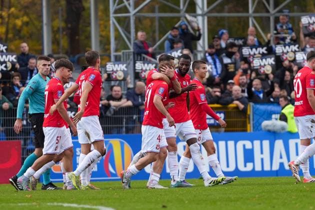 Pilka nozna STS Puchar Polski sezon 2025 2026 kolejka mecz: Hutnik Krakow - Wisla Krakow --- Football STS Polish Cup season 2025 2026 round match: Hutnik Krakow - Wisla Krakow nz. Kacper Duda Fot. Igor Zadecki Arena Akcji NEWSPIX.PL --- newspix.pl POLAND OUT! 
