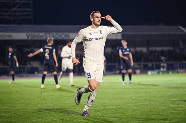 Soccer DFB Cup 2025 2026 2 Round 29 10 2025 FV Illertissen 1 FC Magdeburg JUBEL 1 FC Magdeburg to 0 1 Goal protection Maximilian Breunig