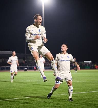 Football DFB Pokal 2025 2026 2 Round 29 10 2025 FV Illertissen 1 FC Magdeburg JUBEL 1 FC Magdeburg to 0 1 Goal protection Maximilian Breunig left and Baris Atik right