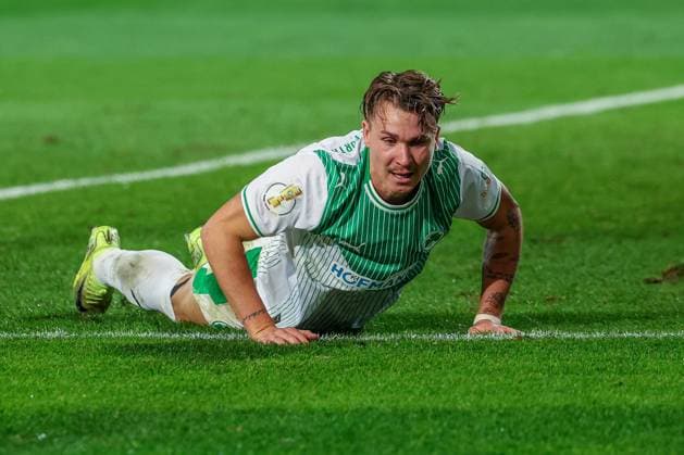 Disappointment, frustration at Felix Klaus 30 Spvgg Greuther Fuerth after a chance, SpVgg Greuther Fuerth vs 1 FC Kaiserslautern, football, men, DFL, DFB Cup, 2025 2026 season, Sportpark Ronhof Thomas Sommer, second round, 29 10 2025 Fuerth Bayern Germany Copyright: xkolbert-press MartinxAgüerax
