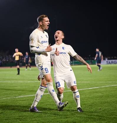 Football DFB Pokal 2025 2026 2 Round 29 10 2025 FV Illertissen 1 FC Magdeburg JUBEL 1 FC Magdeburg to 0 1 Goal protection Maximilian Breunig left and Baris Atik right