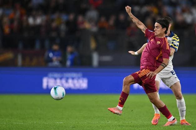 Paulo Dybala of A.S. Roma and Nahuel Estevez of Parma Calcio 1923 are in action during the 9th day of the Serie A Championship between A.S. Roma and Parma Calcio 1913 at the Olympic Stadium on October 29, 2025 in Rome, Italy.  Copyright: xDomenicoxCippitelli IPAxSportx xipa-agency.netx xx IPA_67236787 IPA_Agency_IPA67236787