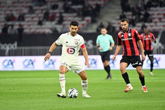 OGC Nice v Lille OSC - Ligue 1 McDonald s 2025 2026 21 Benjamin ANDRE (losc) during the Ligue 1 McDonald s match between Nice and Lille at Allianz Riviera on October 29, 2025 in Nice, France. Nice France  Copyright: xFEPx 776348181