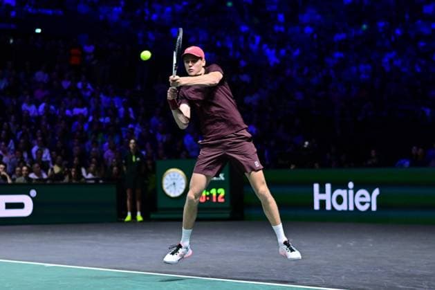 TENNIS : Rolex Paris Masters - Paris - 29 10 2025 Jannik Sinner ( Italy ) during the Rolex Paris Masters at Paris La Defense Arena on October 29, 2025 in Nanterre, France. (Photo by Federico Pestellini PSNewz ) ParisFrance  Copyright: xFedericoxPestellinix