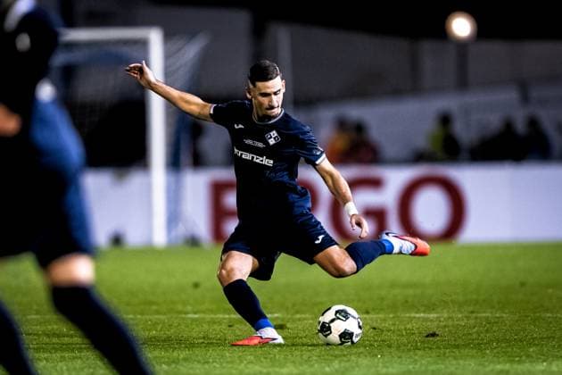 Soccer, Season 2025 2026, DFB Cup, Vöhlinstadion Illertissen, 2 Round, FV Illertissen 1 FC Magdeburg, 29 10 2025 29 10 2025, Soccer, Season 2025 2026, DFB Cup, Vöhlinstadion Illertissen, 2 Round, FV Illertissen 1 FC Magdeburg, cropped single image 8 Milos Cocic FV Illertissen Photo Lucca Fundel Illertissen Vöhlinstadion Bayern Germany