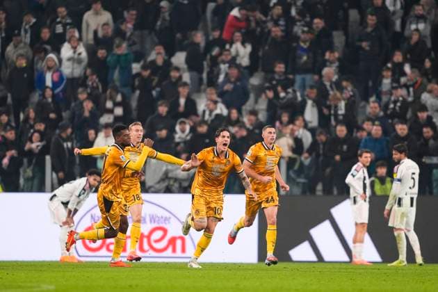 Udinese™s Nicolo Zaniolo celebrates after scoring the 1-1 goal for his team during the Serie A soccer match between Juventus Fc and Udinese at the Juventus Stadium in Turin, north west Italy - October 29, 2025. - Soccer  Copyright: xFabioxFerrari LaPressex