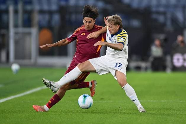 Paulo Dybala of A.S. Roma and Oliver Sorensen of Parma Calcio 1923 are in action during the 9th day of the Serie A Championship between A.S. Roma and Parma Calcio 1913 at the Olympic Stadium on October 29, 2025 in Rome, Italy.  Copyright: xDomenicoxCippitelli IPAxSportx xipa-agency.netx xx IPA_67236801 IPA_Agency_IPA67236801