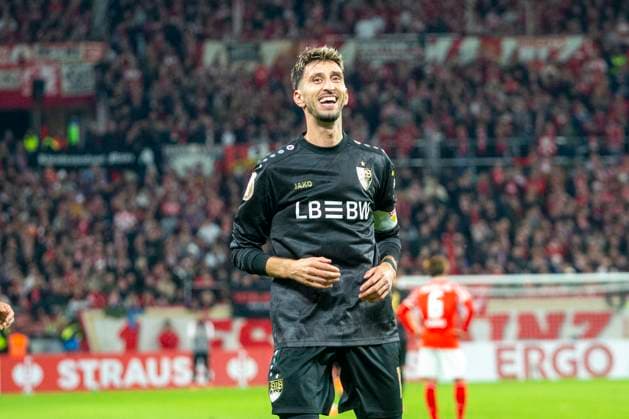 GER, Mainz, Soccer, DFB Cup, 2nd main round, FSV Mainz 05 vs VFB Stuttgart in the picture v l Atakan Karazor VFB Stuttgart 16 , torjubel 29 10 2025, MEWA Arena Mainz DFB REGULATIONS PROHIBIT ANY USE OF PHOTOGRAPHS AS IMAGE SEQUENCES AND OR QUASI VIDEO, Copyright: HMBxMedia PaulxFritz