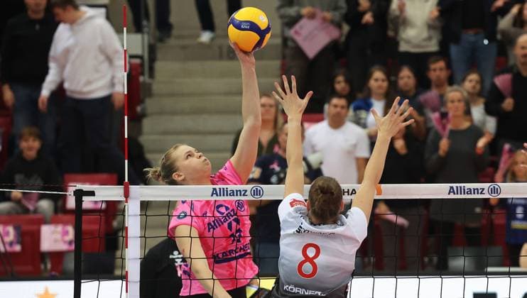 Volleyball, Women, 1st VBL, Allianz MTV Stuttgart - Dresdner SC