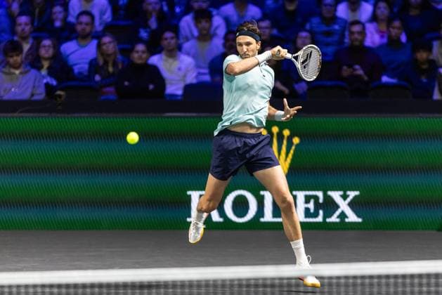 Rolex Paris Masters 2025 - Day 3 Arthur Rinderknech (FRA) plays against Valentin Vacherot (MON) in the men s singles match on day three of the Paris ATP, Tennis Herren Masters 1000 tennis tournament at the Paris La Defense Arena in Nanterre, on the outskirts of Paris.  Copyright: xIbrahimxEzzatx originalFilename:ezzat-notitle251029_npGhG.jpg