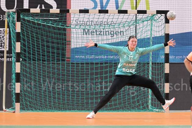 Marie Kristin Weiss TusSies Metzingen, 12 in goal TusSies Metzingen vs HSG Bensheim Auerbach, Handball, Alsco HBF, 5 League matchday, Season 2025 2026, 29 10 2025 TusSies Metzingen vs HSG Bensheim Auerbach, Handball, Alsco HBF, 5 League matchday, Season 2025 2026, 29 10 2025 Tuebingen Copyright: xEibner-Pressefoto TobiasxBaurx EP_TBR