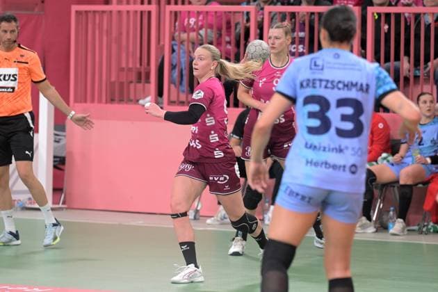 Charlotte Cholevova TusSies Metzingen, 96 TusSies Metzingen vs HSG Bensheim Auerbach, Handball, Alsco HBF, 5 League Matchday, Season 2025 2026, 29 10 2025 TusSies Metzingen vs HSG Bensheim Auerbach, Handball, Alsco HBF, 5 League Matchday, Season 2025 2026, 29 10 2025 Tuebingen Copyright: xEibner-Pressefoto TobiasxBaurx EP_TBR