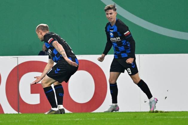 Paderborn, Home Deluxe Arena, 29 10 25, GER, Herren, DFB Pokal, 2 Runde, Saison 2025 2026, SC Paderborn 07 Bayer 04 Leverkusen Bild Sven MICHEL Paderborn jubiliert nach seinem Tor zum 2 1 DFB regulations prohibit any use of photographs as image sequences and or quasi video Nordrhein Westfalen Germany