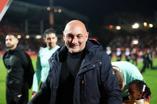 FC Lorient v Paris Saint-Germain - Ligue 1 McDonald s 2025 2026 Olivier PANTALONI (Entraineur Lorient FCL) during the Ligue 1 McDonald s match between Lorient and Paris at Stade du Moustoir on October 29, 2025 in Lorient, France. ( Lorient France  Copyright: xFEPx 776348176