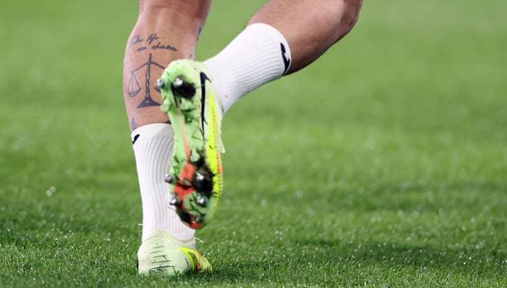 The tattooed leg of Goncalo Franco of Swansea City as he warms up Swansea City v Manchester City, EFL Carabao Cup, Fourth Round, Football, Swansea.com Stadium, Swansea, UK - 29 Oct 2025Swansea Swansea.com Stadium United Kingdom EDITORIAL USE ONLY No use with unauthorised audio, video, data, fixture lists, club league logos or live services. Online in-match use limited to 120 images, no video emulation. No use in betting, games or single club league player publications. Copyright: xKieranxMcManus Shutterstockx 15627840p