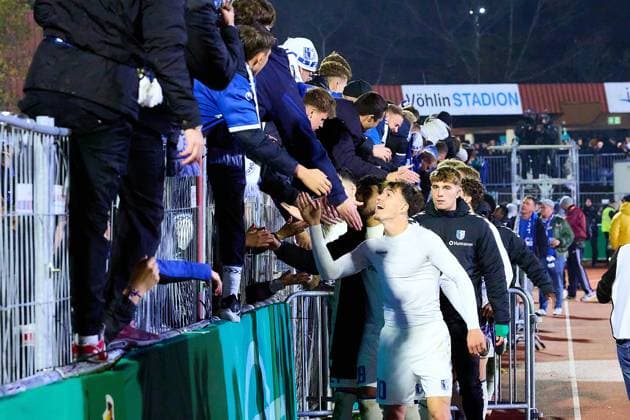 The 1 FC Magdeburg team would like to thank the fans who traveled with them GER, FV Illertissen 1921 e V vs 1 FC Magdeburg, Football, Mens DFB Cup, 2nd round, 2025 2026 season, 29 10 2025 GER, FV Illertissen 1921 e V vs 1 FC Magdeburg, Football, Mens DFB Cup, 2nd round, 2025 2026 season, 29 10 2025 Illertissen Copyright: xEibner-Pressefoto GeraldxOelze-dexStoppanyx EP_ODS
