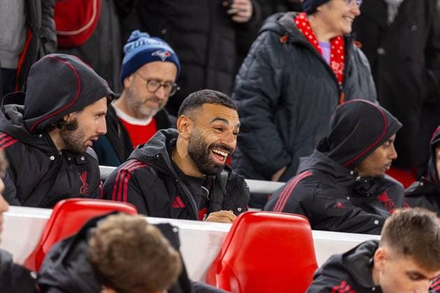 Football - Football League Cup - 4th Round - Liverpool FC v Crystal Palace FC LIVERPOOL, ENGLAND - Wednesday, October 29, 2025: Liverpool s Mohamed Salah sat in the stand before the Football League Cup 4th Round match between Liverpool FC and Crystal Palace FC at Anfield. (Photo by David Rawcliffe Propaganda) LIVERPOOL Anfield MERSEYSIDE ENGLAND  Copyright: xDavidxRawcliffex P2025-10-29-Liverpool_Palace-9