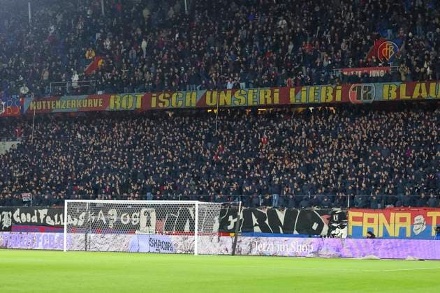 Fan block FC Basel before the start of the match, before pyrotechnics , Switzerland, Football, Super League, Matchday 11, 2025 2026, FC Basel 1893 vs FC Zurich, 29 10 2025, Sankt Jakob Park, Basel, Switzerland Basel Sankt Jakob Park Canton Basel City Switzerland Copyright: xGrantxHubbsx
