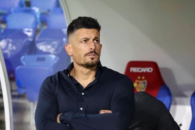 Dennis Hediger FC Zurich, Interim coach , Switzerland, Football, Super League, Matchday 11, 2025 2026, FC Basel 1893 vs FC Zurich, 29 10 2025, Sankt Jakob Park, Basel, Switzerland Basel Sankt Jakob Park Canton Basel City Switzerland Copyright: xGrantxHubbsx